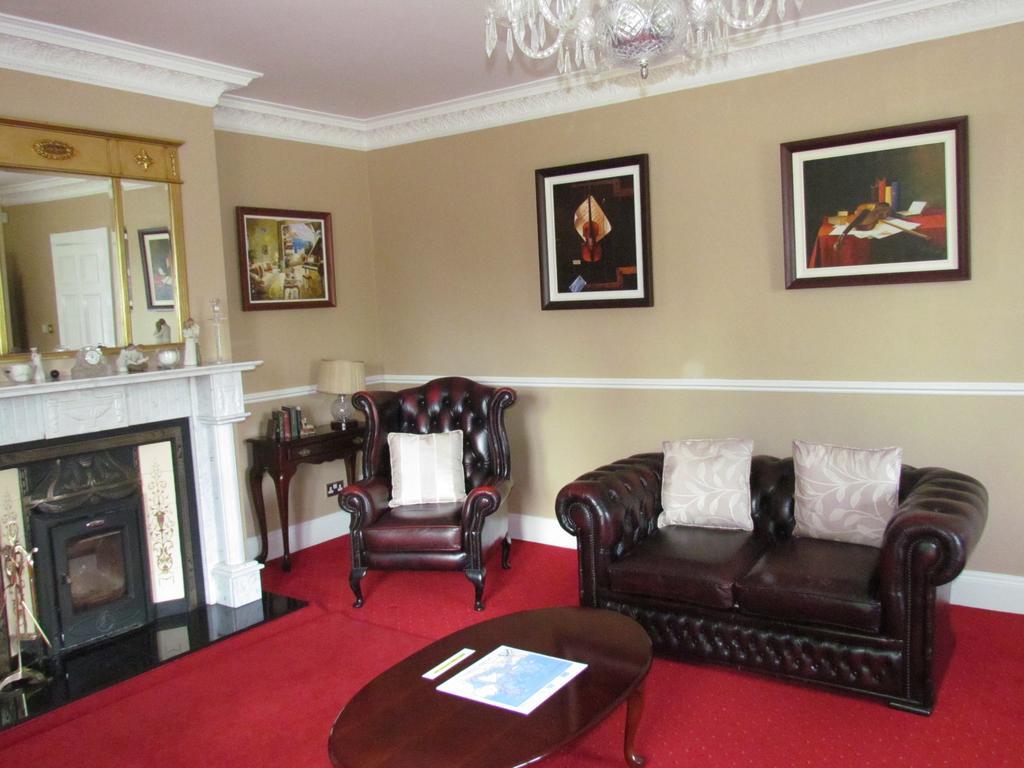 Gate Lodge B&B Portumna Exterior foto